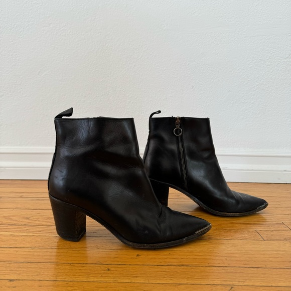 Acne pointed leather boots - Picture 1 of 6